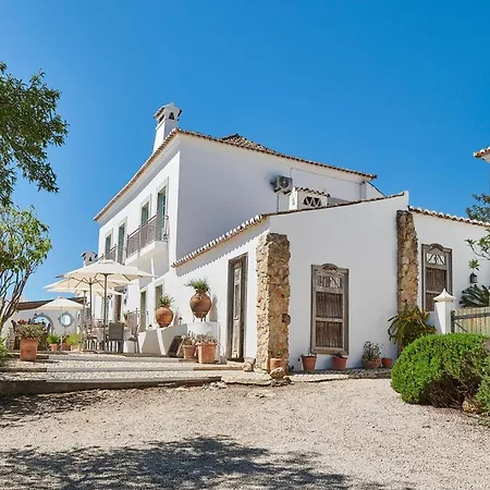 Quinta Da Colina Guest House/studio Maison d'hôtes *